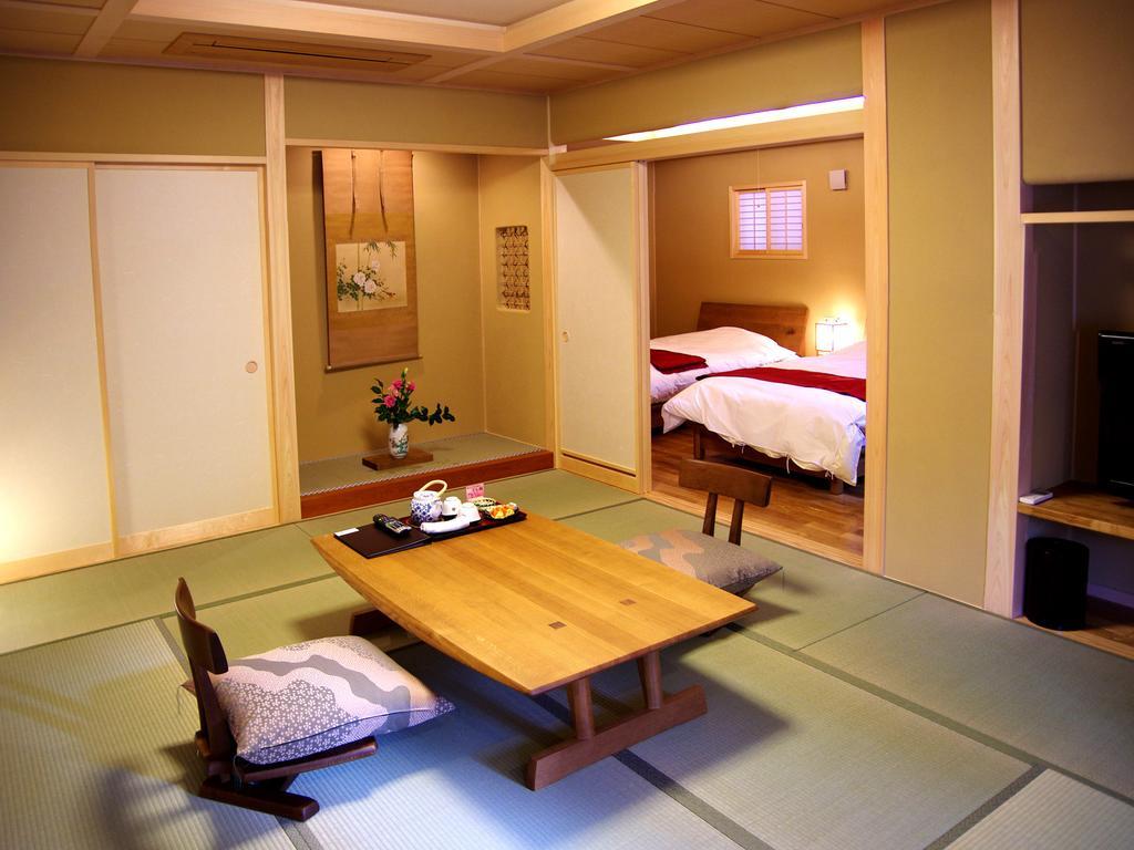 Gero Onsen Yukyunohana Pokoj fotografie