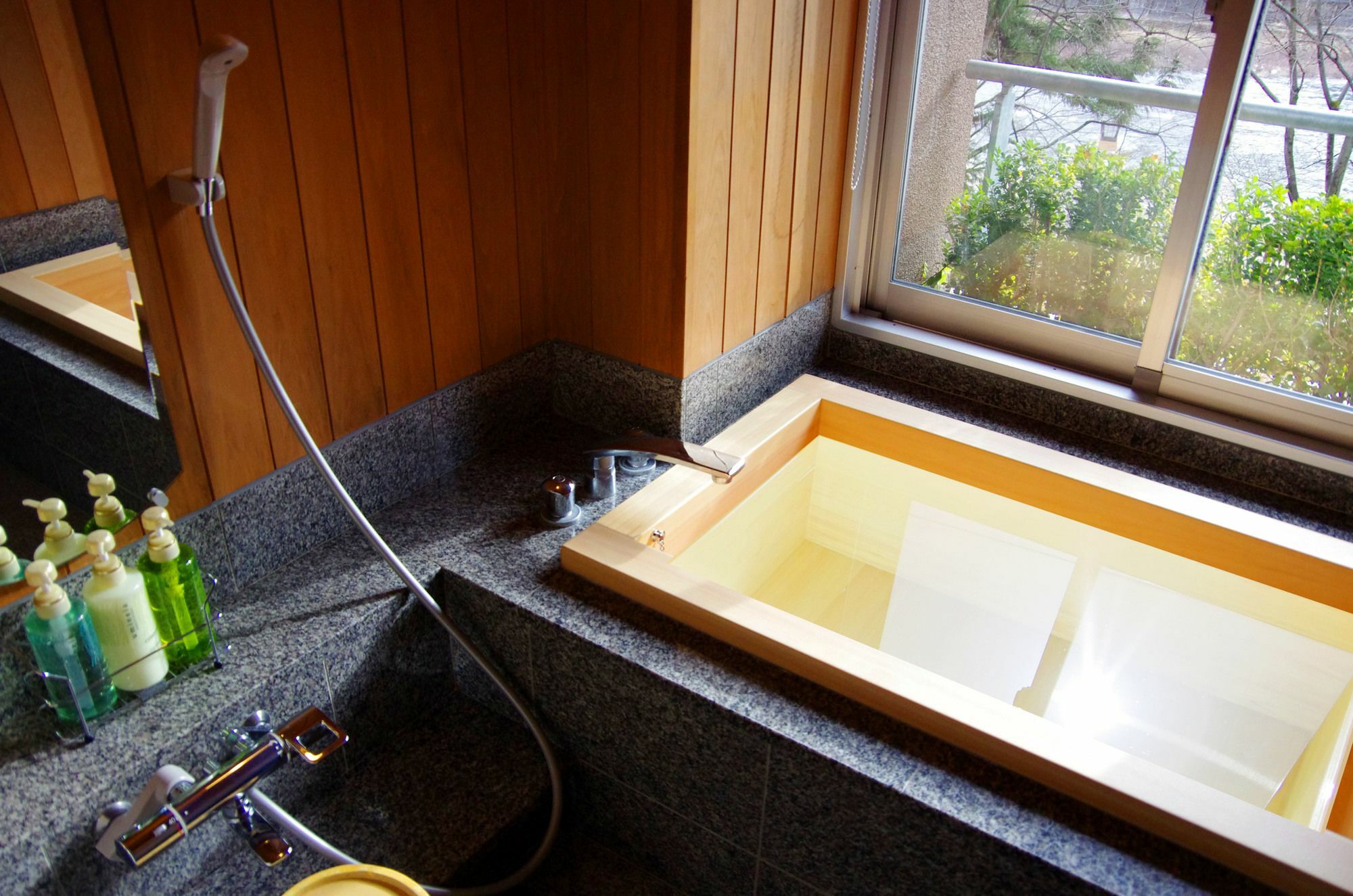 Gero Onsen Yukyunohana Exteriér fotografie